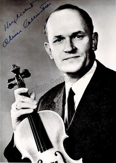 Colbentson, Oliver - Signed Photo Postcard