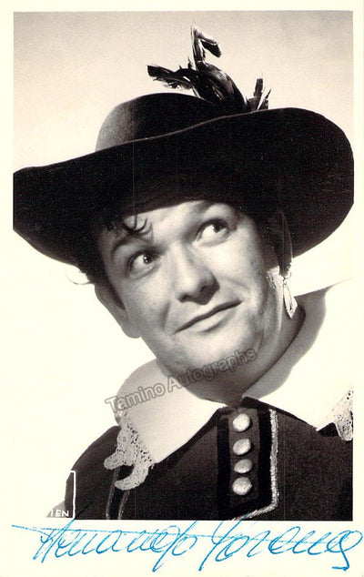 CORENA, Fernando (Various Autographs)