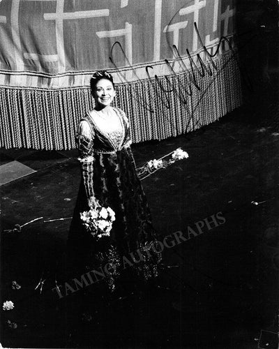 Fonteyn, Margot - Signed Photo Curtain Call Romeo and Juliet