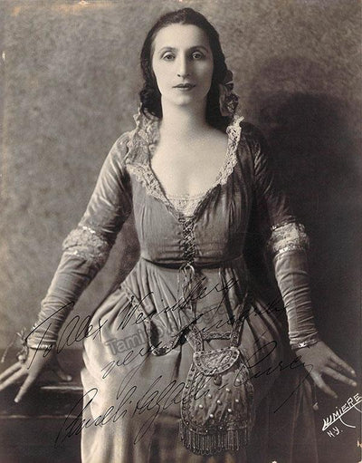 Galli-Curci, Amelita - Signed Photograph