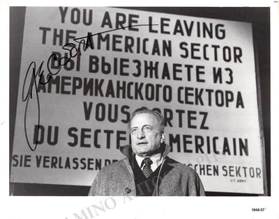 George, Scott - Signed Photograph