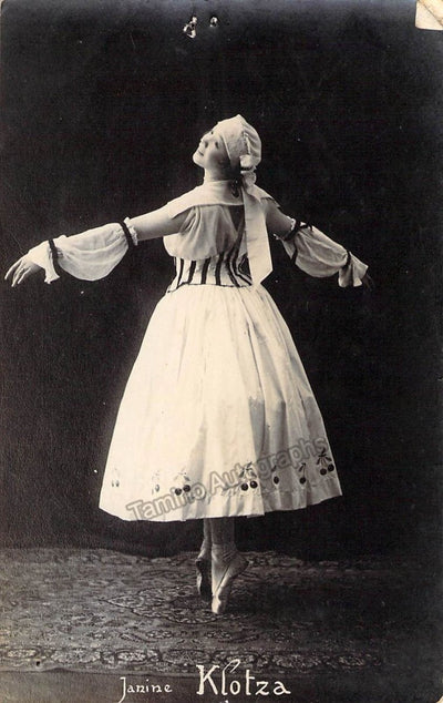 Klotza, Janine - Set of 12 Photographs
