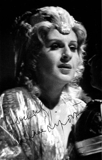 LIPOVSEK, Marjana (Various Autographs)