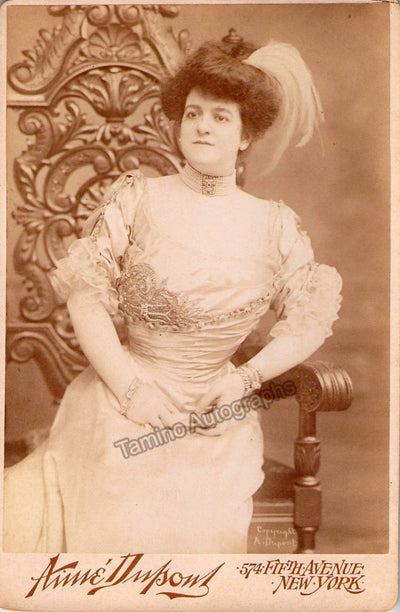 Lussan, Zellie de - Cabinet Photo