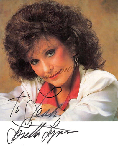 Lynn, Loretta - Signed Photo