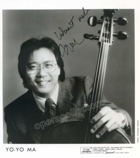 Ma, Yo-Yo - Signed photo with cello