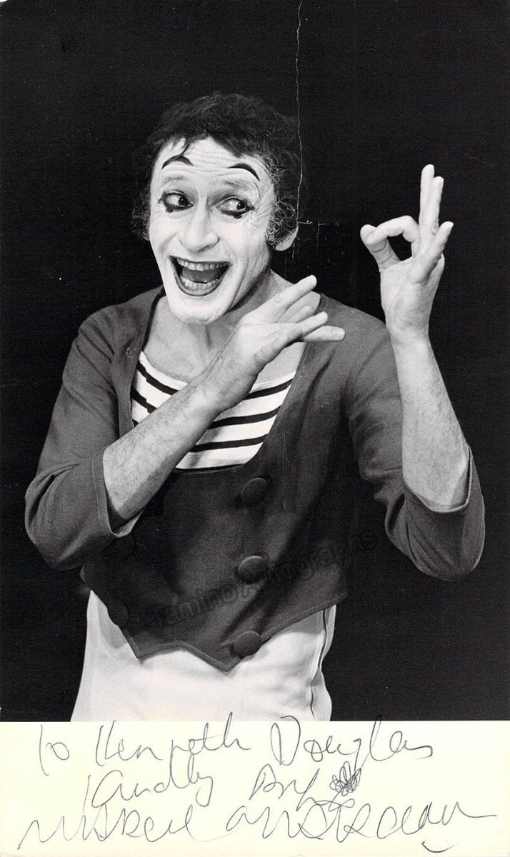 Marcel Marceau サイン入り写真集 1984年版 Marcel Marceau Autograph Signed Photo in Performance