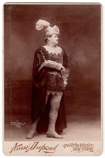 Martin, Riccardo - Cabinet Photo in Lohengrin 1909