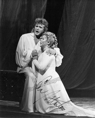 Elsa in Lohengrin 2