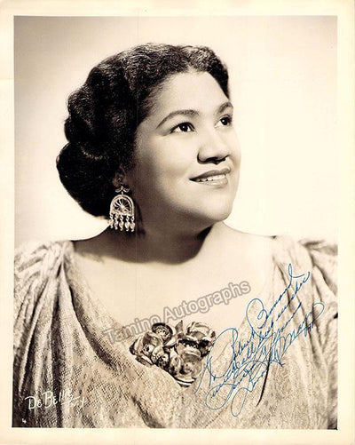 Maynor, Dorothy - Signed Photograph