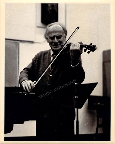 Yehudi Menuhin in performance 1986 (3)