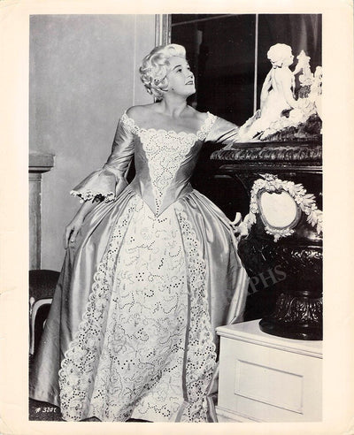 Metropolitan Opera - Set of 14 Photographs by Robert Stern