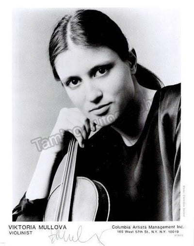 Mullova, Viktoria - Signed Promo Photo