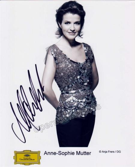Mutter, Anne-Sophie - Signed promo photo