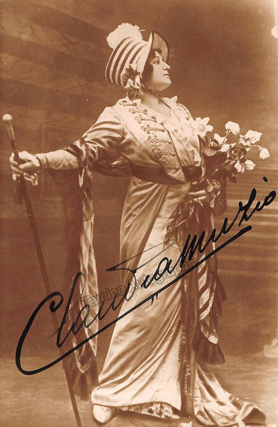 Muzio, Claudia - Signed Photo Postcard in Tosca