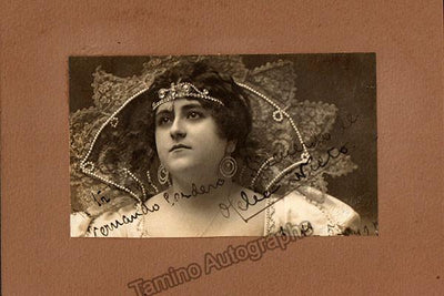 Nieto, Ofelia - Signed Photo Young