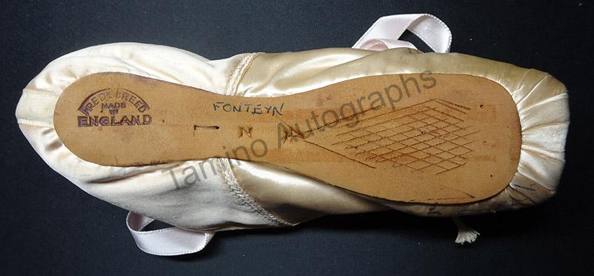 Rudolf Nureyev Margot Fonteyn Double Signed Ballet Shoe – Tamino