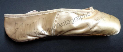 Nureyev, Rudolf - Fonteyn, Margot - Double Signed Ballet Shoe