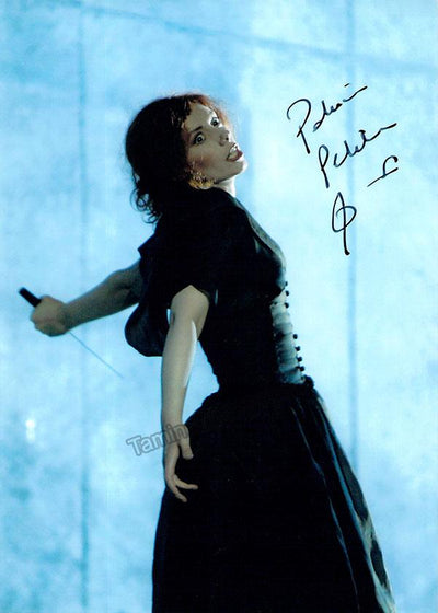PETIBON, Patricia (Various Autographs)