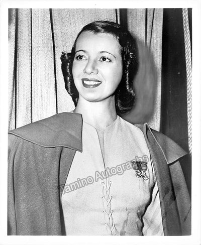 Pons, Lily - Lot of 69 Unsigned Photos part 1