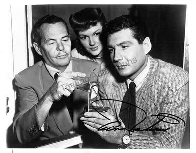 Robinson, Ann - Signed Photograph in "The War of the Worlds"