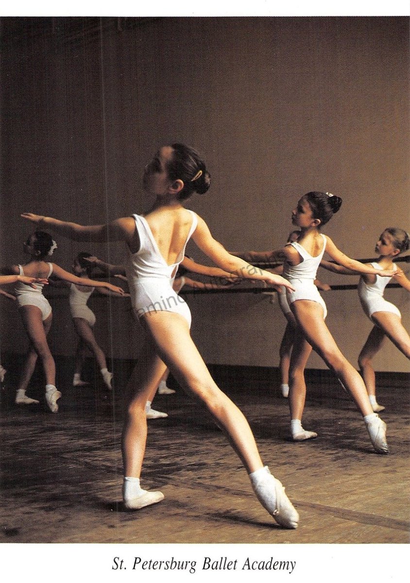 Saint Petersburg Ballet Academy - Set of 9 Photo Postcards - Tamino