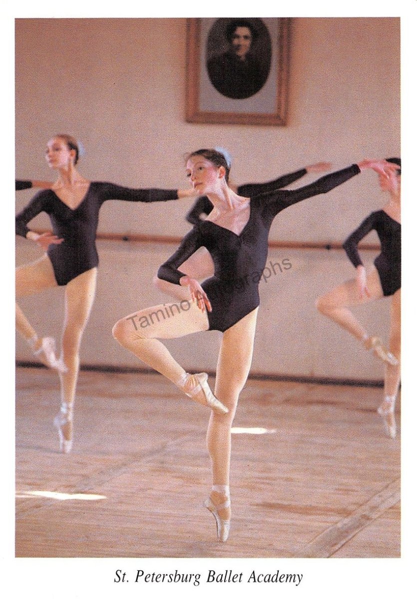 Saint Petersburg Ballet Academy - Set of 9 Photo Postcards - Tamino
