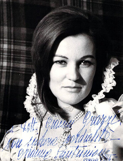 SANTUNIONE, Orianna (Various Autographs)