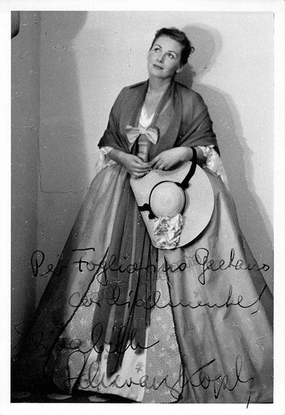 SCHWARZKOPF, Elisabeth (Various Autographs)