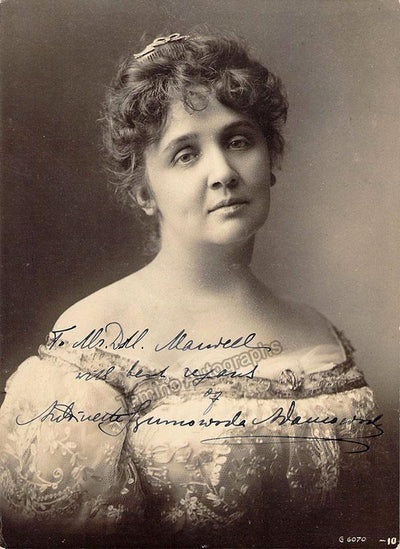 Szumowska, Antoinette - Signed Photograph