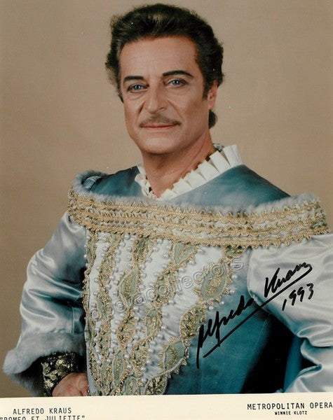 Kraus, Alfredo - Signed Photo in Romeo et Juliette 1993