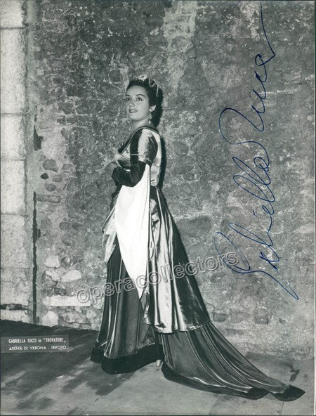 unknown tucci gabriella signed photo as leonora in il trovatore at verona 1